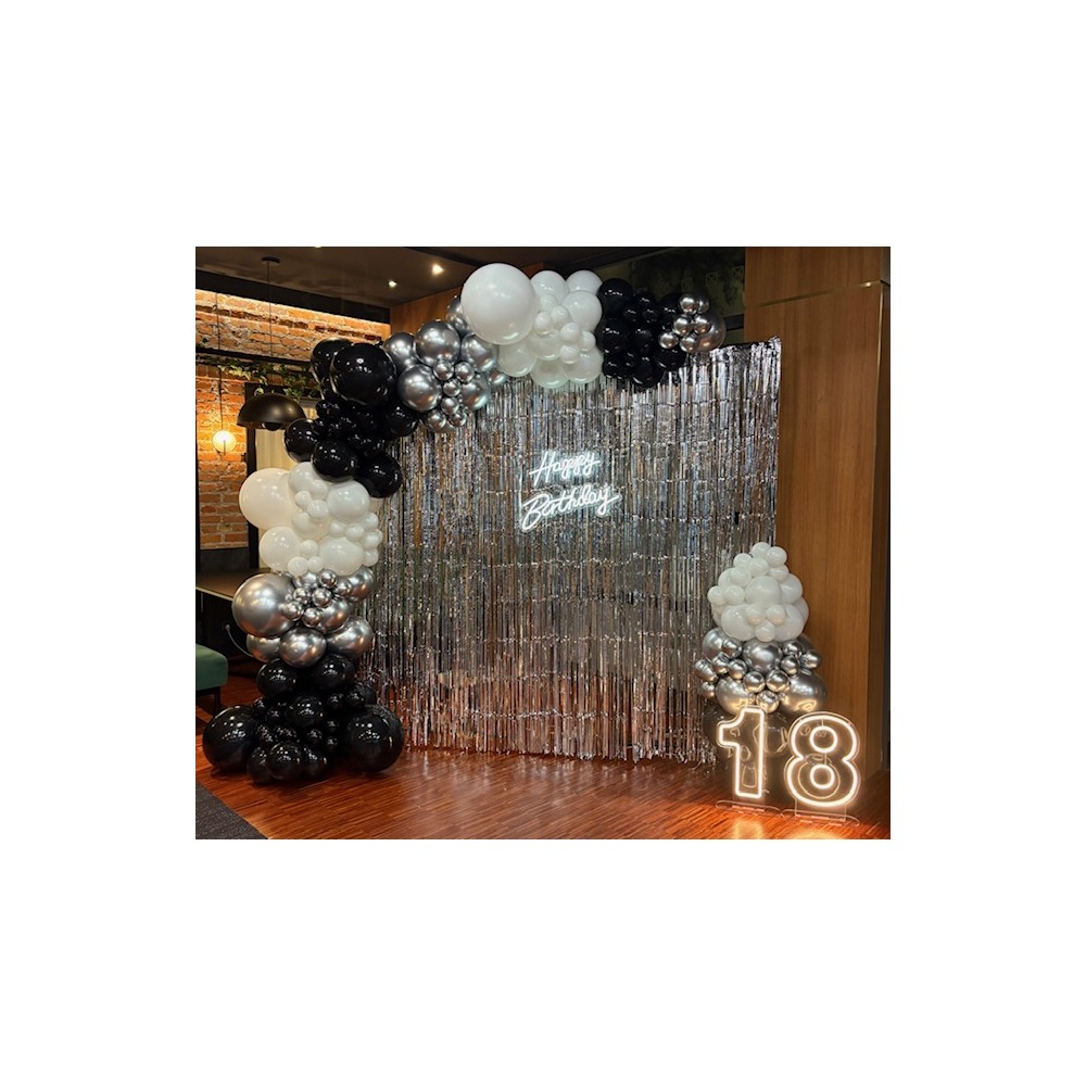 Ścianka kurtynowa srebrna 18