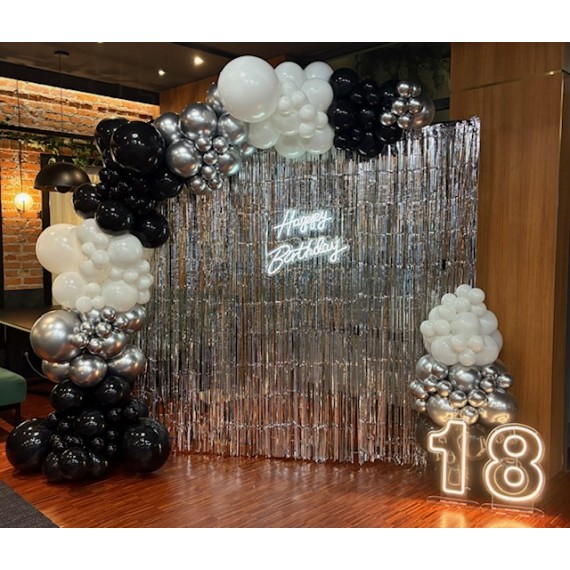 Ścianka kurtynowa srebrna 18