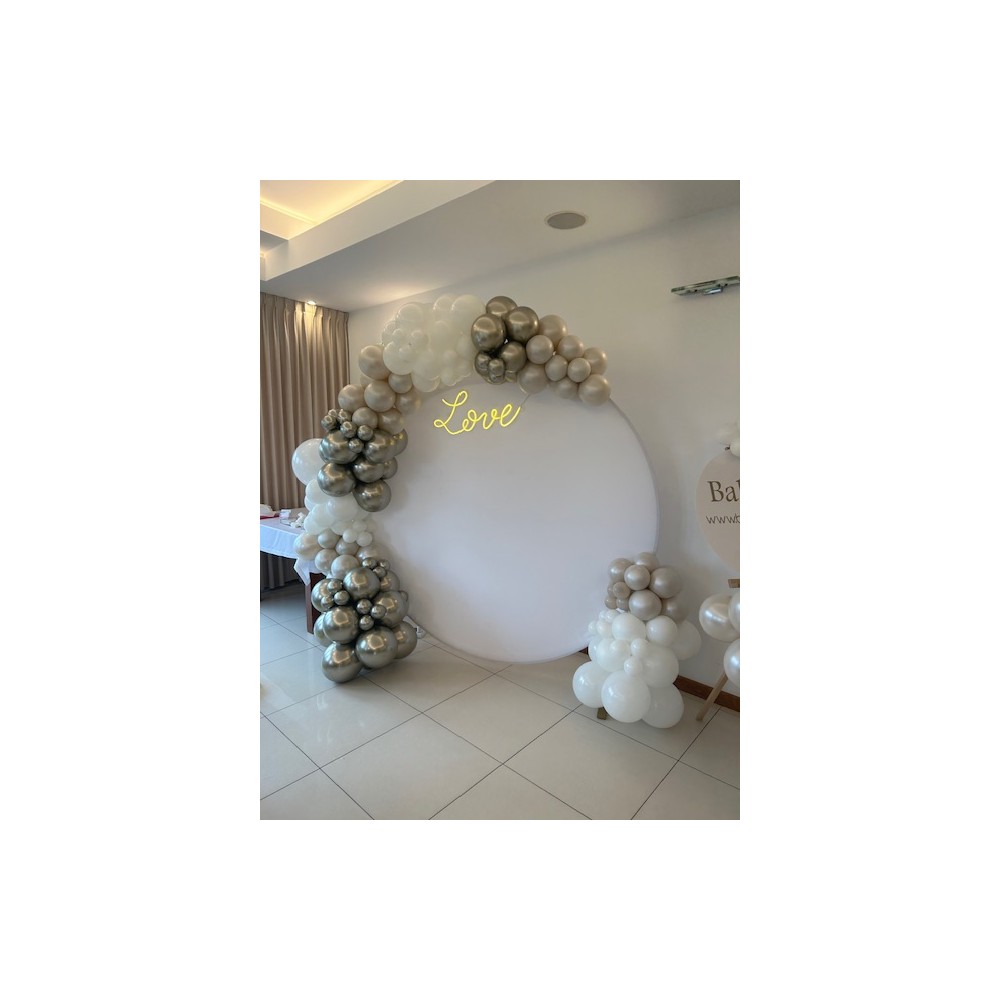 Ścianka Love na kole